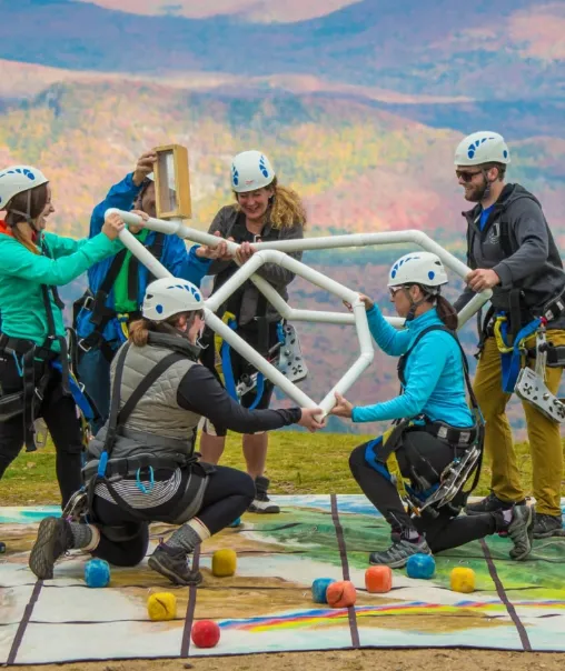 Activité de Team Building dans les montagnes